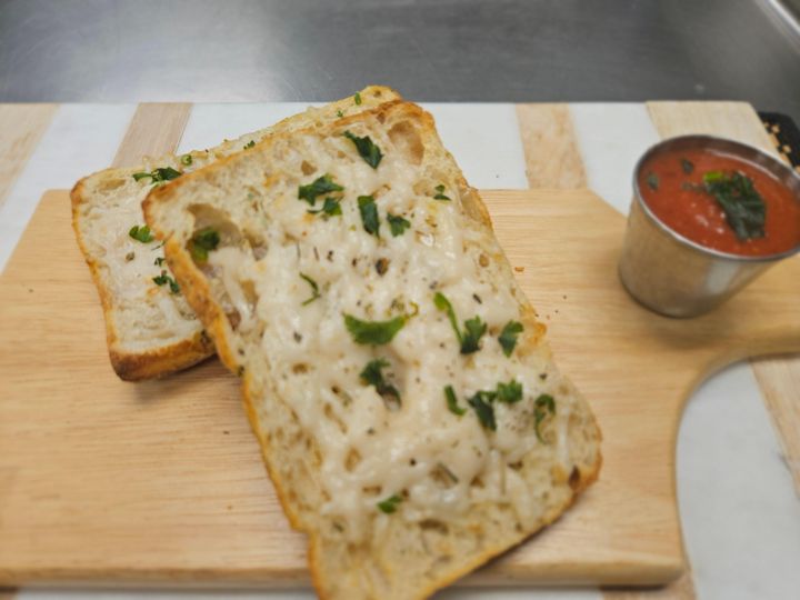 Cheesy Artisanal Foccacia Bread w. Marinara Sauce
